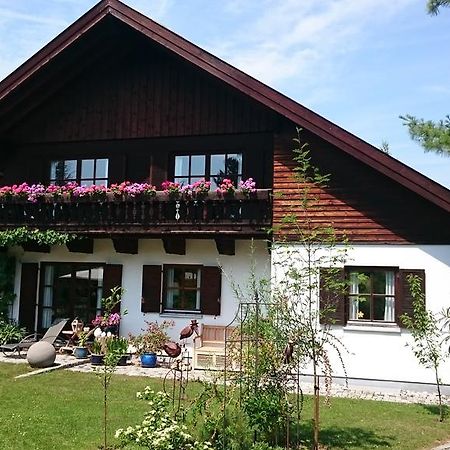 Apartment Haus Merlin Am Boeckelsberg Веймар Экстерьер фото