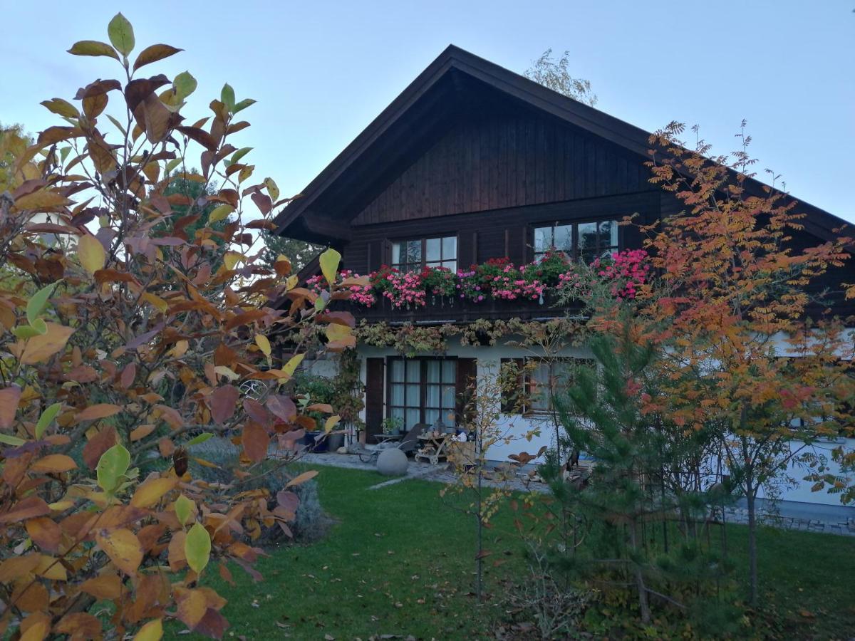 Apartment Haus Merlin Am Boeckelsberg Веймар Экстерьер фото